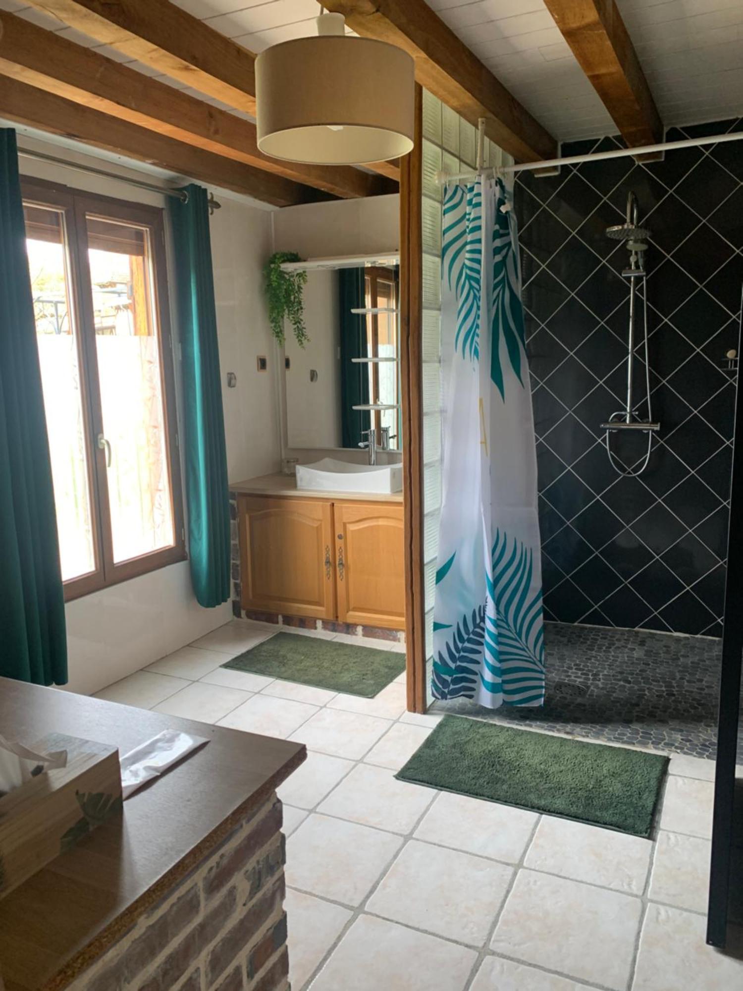 Chambre Salon Independant, Salle De Bain Wc Prives, Jardin Prive, Piscine Partagee Pres D'Un Lac Мениль-Сен-Пер Экстерьер фото